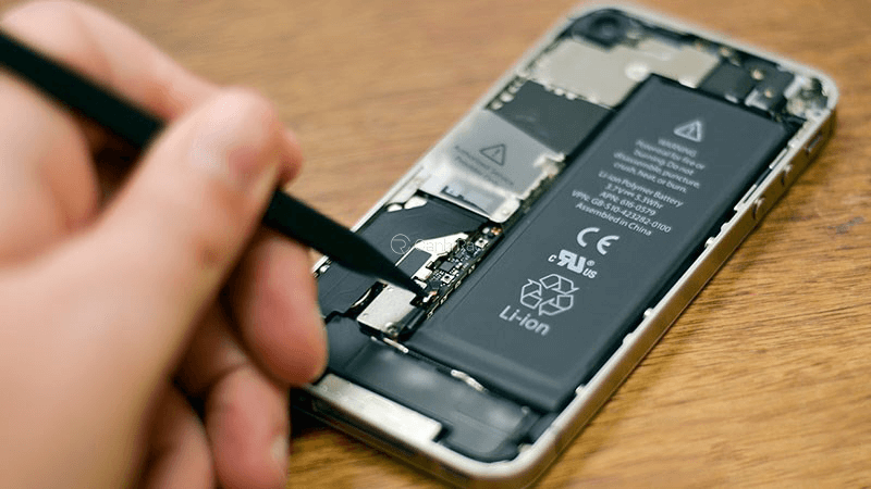 Sửa lỗi iPhone sạc không vào pin hình 6